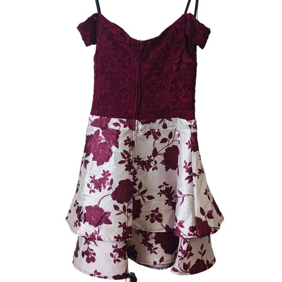 NEW B. Darlin Floral Fit & Flare Mini Dress Juniors Size 5/6 Burgundy Floral - Picture 6 of 12